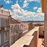 Casa do Jasmim by Shiadu